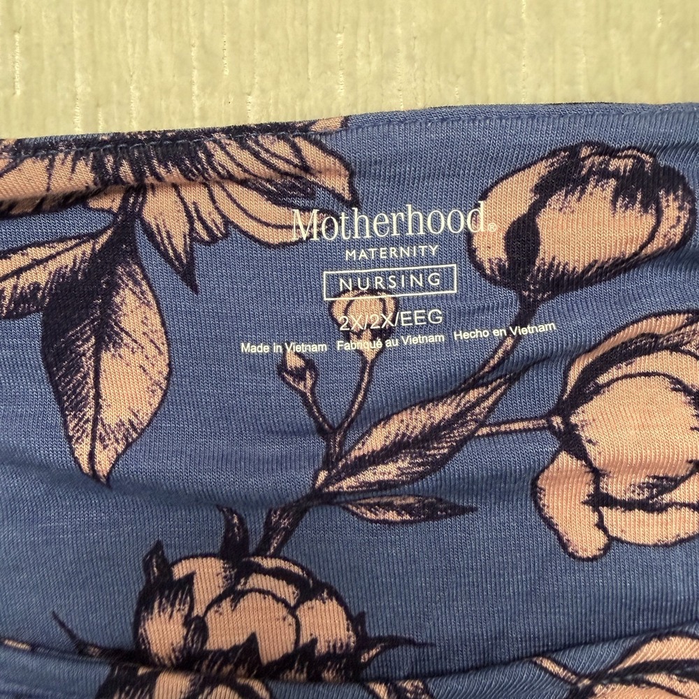 Motherhood Maternity Nursing Top Womens 2X Blue Pink Floral Stretch Double Layer - Picture 16 of 16